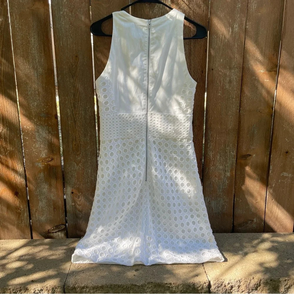Banana Republic Women’s White Circle Pattern Sheath Pencil Dress Size 8 - Picture 7 of 17